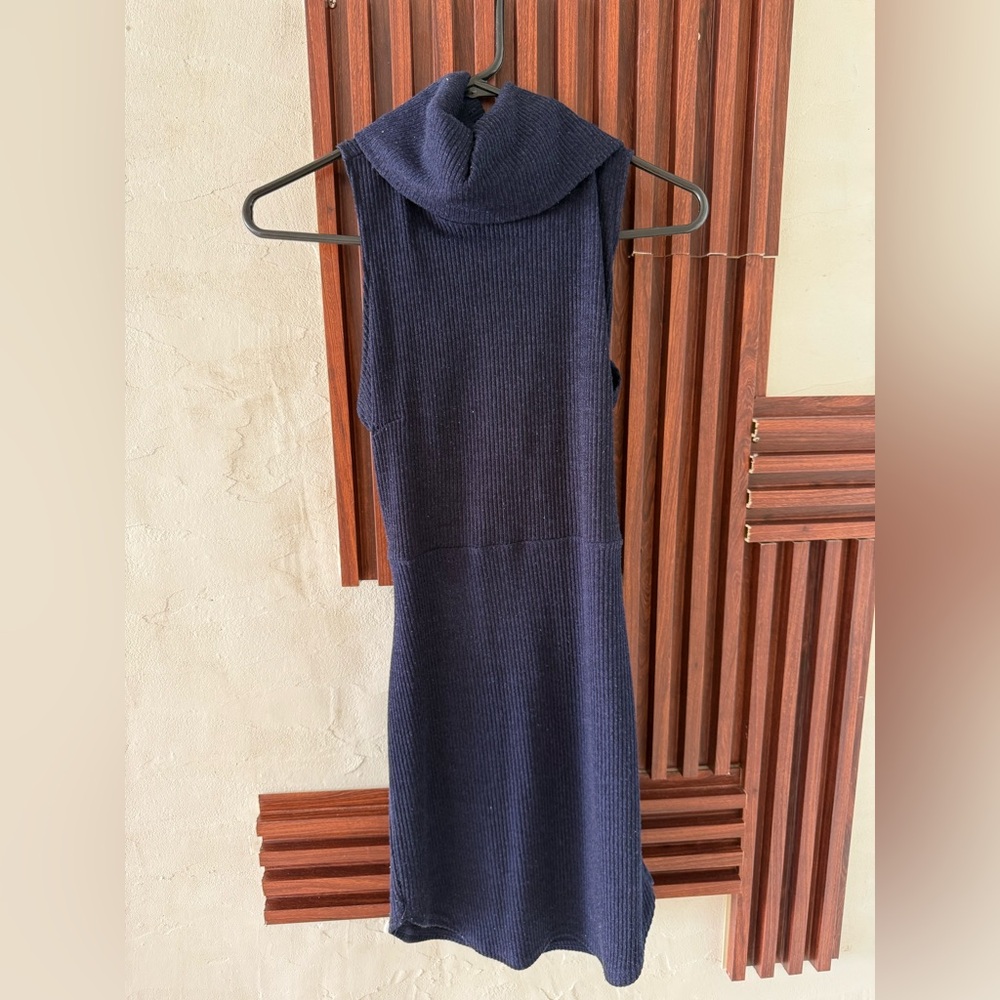 Navy Sleeveless Knit Dress